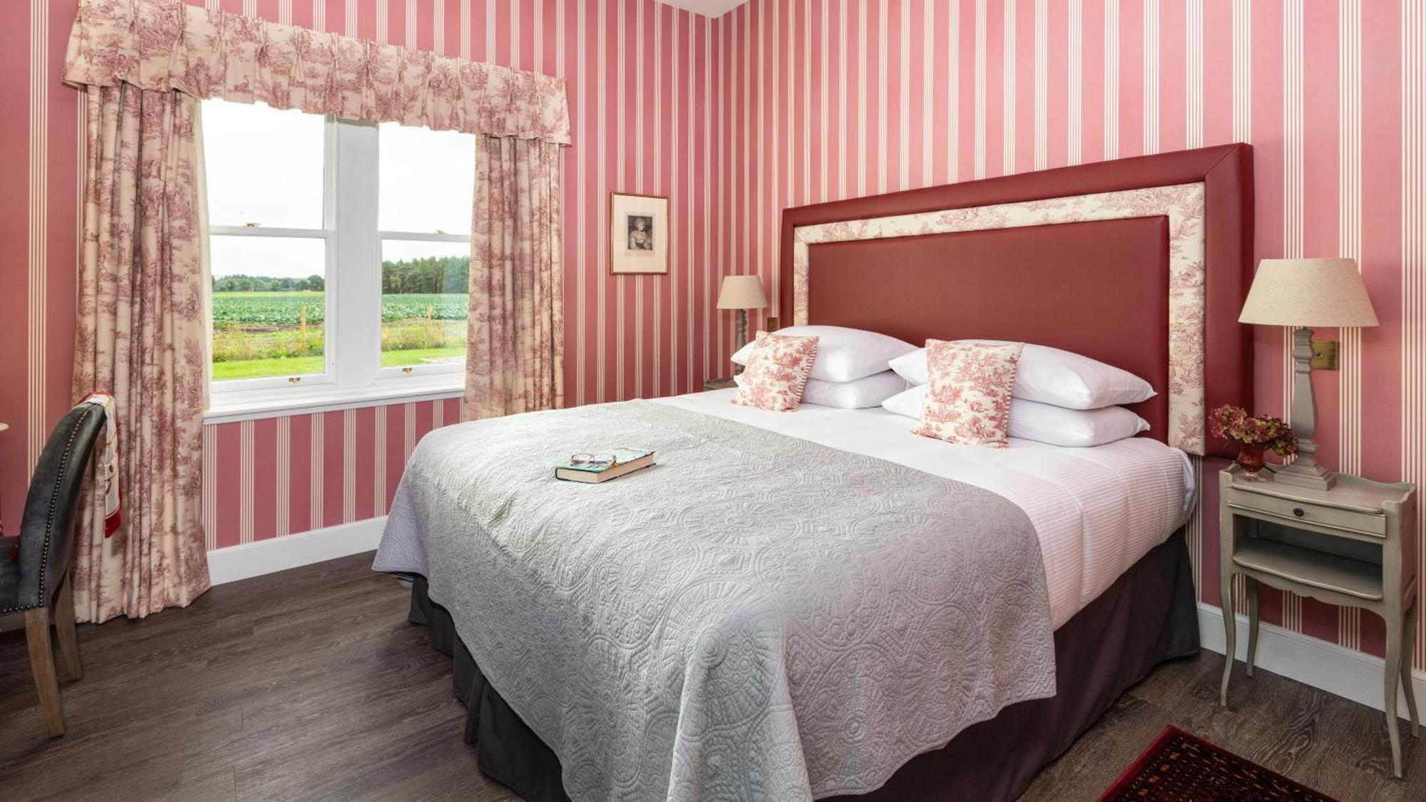 Meikleour Arms Hotel & Restaurant 외부 사진